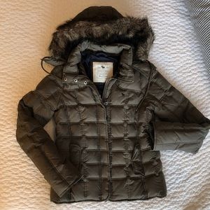 Abercrombie quilted puffer coat